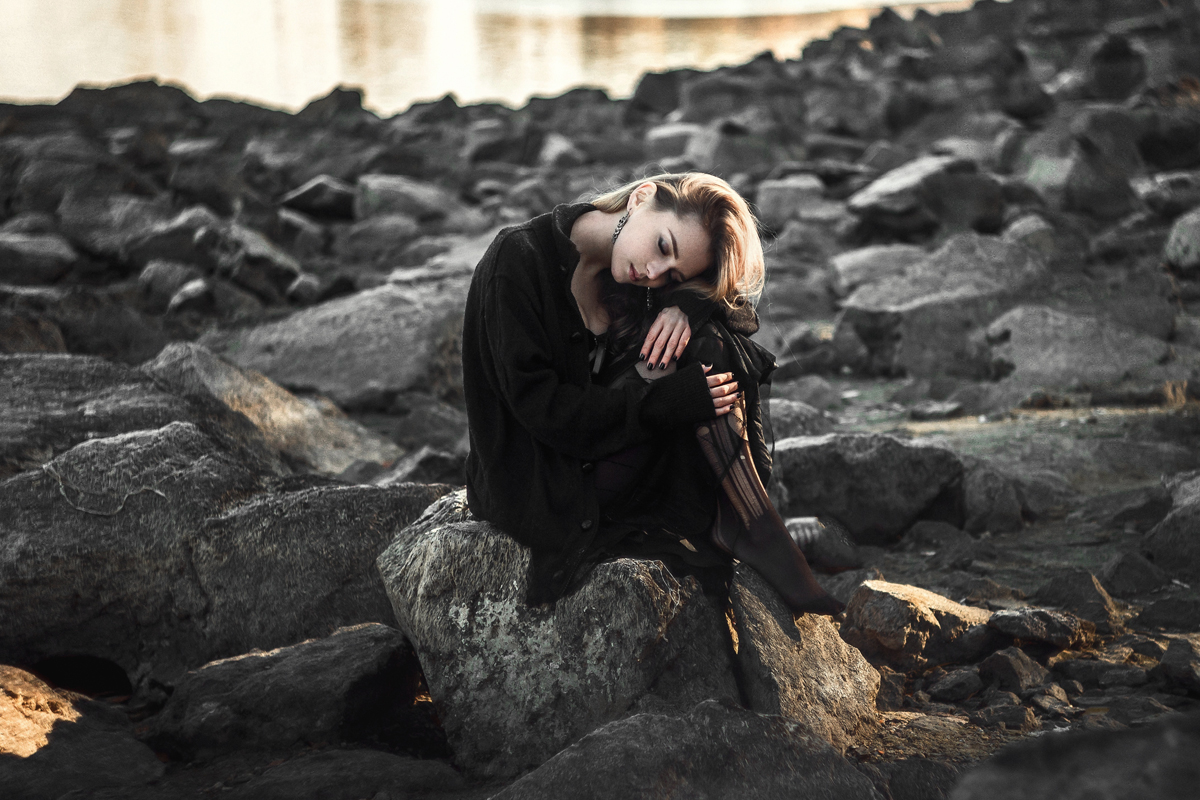 Why Your Teen Posts Her Feelings On Social Media