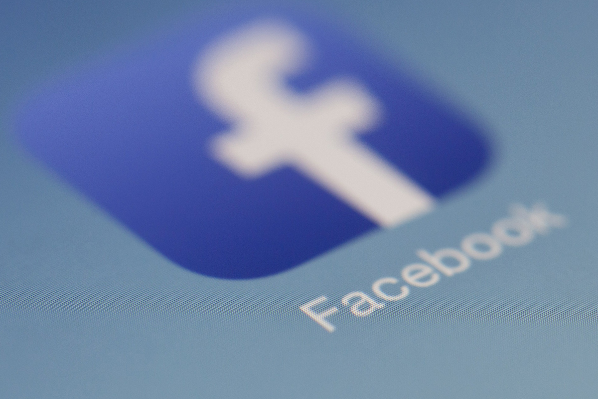 FB Now Boasts 2 Billion Users, What Does That Mean for Your Family?