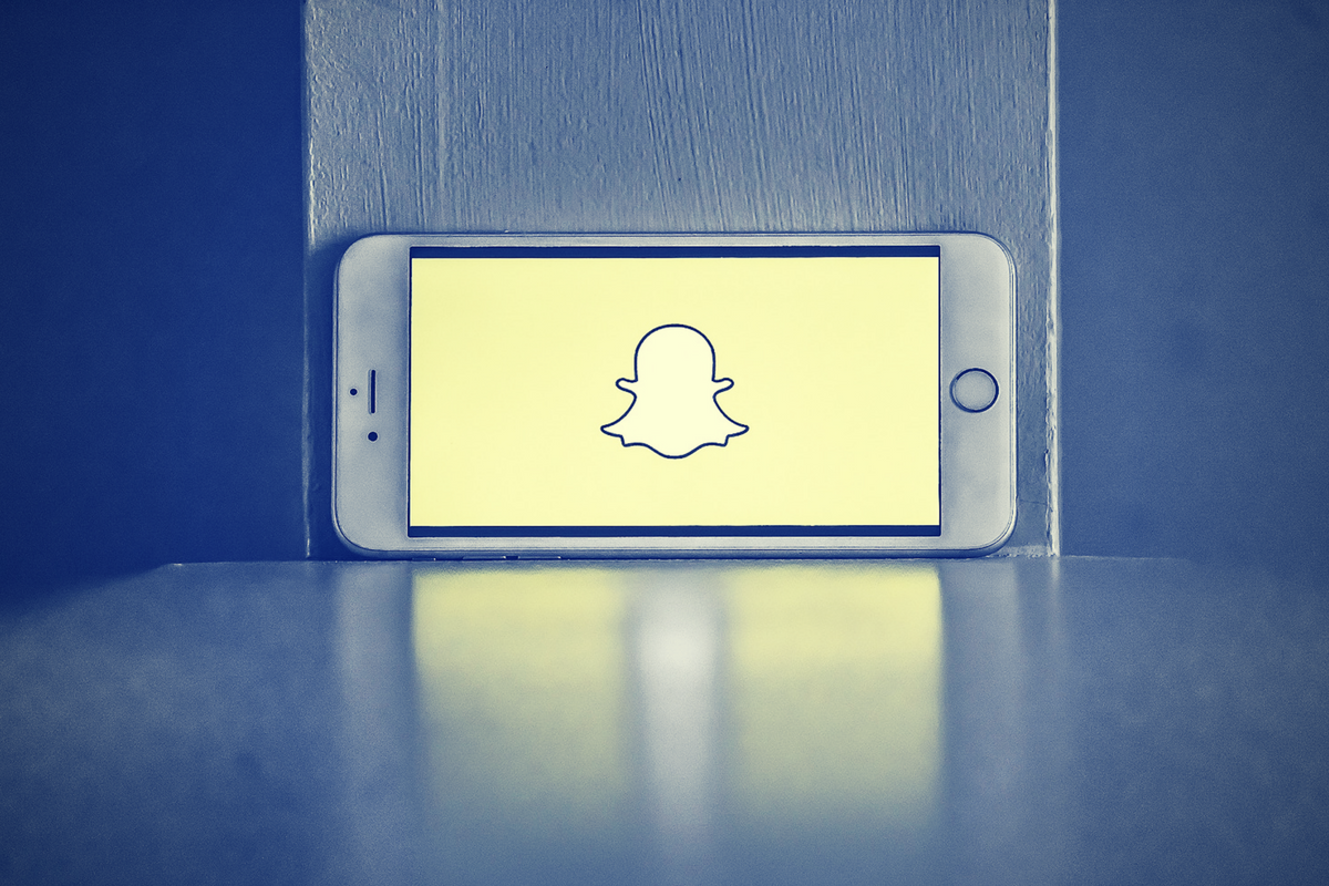 New Snapchat Feature Enables 16 Person Video Chat